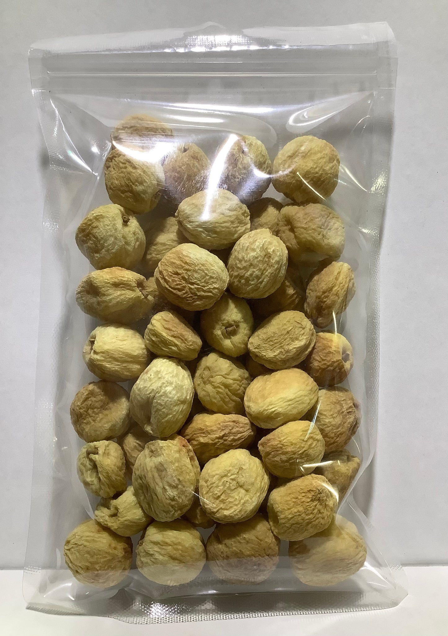 Dried Apricot with Seed